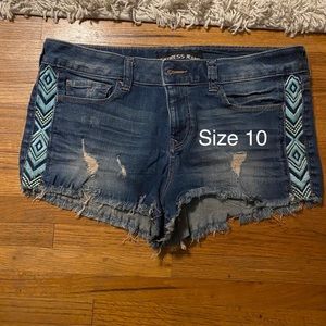 Express mid- rise shorts- size 10